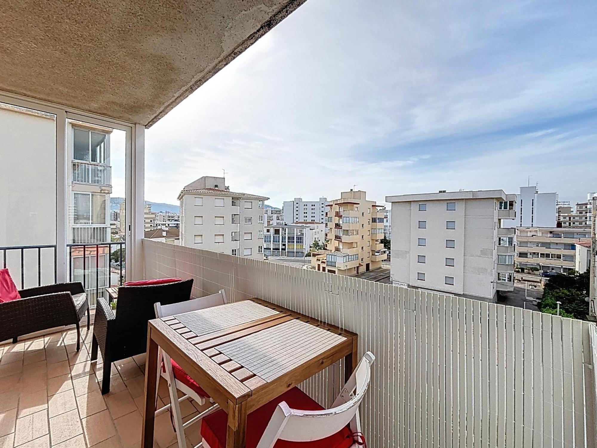 Sol Y Playa 4 1 Piso Muy Bonito Y Reformado Apartment Roses Exterior photo